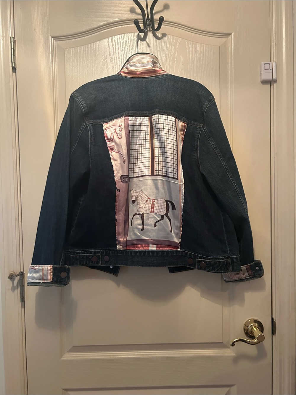 Dark Blue Denim Jacket with cool Details - Picture 4 of 13